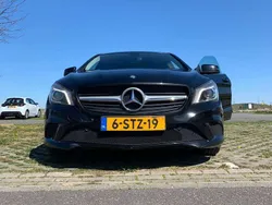 Zwart Gebruikt 2013 Mercedes CLA180 Ambition Sedan | € 15.000 (Duur)