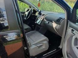 Zwart Gebruikt 2008 VW Touran Comfortline MPV | € 3.800 (Eerlijke prijs)