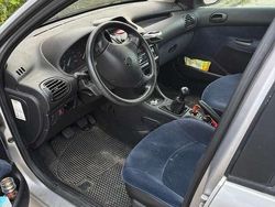 Grijs Gebruikt 1997 Peugeot 206 Hatchback | € 650 (Eerlijke prijs)