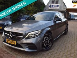 Grijs Gebruikt 2020 Mercedes C180 AMG Sedan | € 26.945 (Eerlijke prijs)
