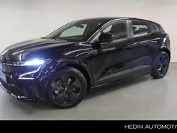 Zwart Nieuw 2024 Renault Mégane Evolution Hatchback | € 36.000 (Eerlijke prijs)