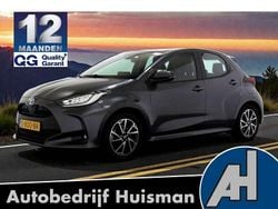Grijs Gebruikt 2023 Toyota Yaris Hybrid Hatchback | € 19.888 (Eerlijke prijs)