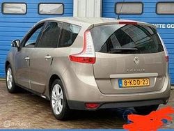 Gebruikt 2011 Renault Grand Scénic III MPV | € 3.995 (Iets duurder)