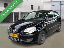 Zwart Gebruikt 2005 VW Polo Trendline Hatchback | € 1.395 (Eerlijke prijs)