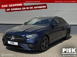 Blauw, metallic lak Gebruikt 2020 Mercedes E200 AMG Sedan | € 25.999 (Goede deal)