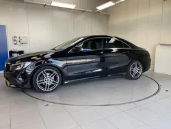 Zwart Gebruikt 2019 Mercedes CLA200 Sedan | € 19.950 (Eerlijke prijs)