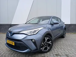 Grijs Gebruikt 2023 Toyota C-HR SUV | € 28.499 (Eerlijke prijs)