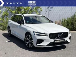 Wit Gebruikt 2022 Volvo V60 R-Design Stationwagen | € 36.399 (Goede deal)