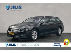 Zwart Gebruikt 2020 VW Passat Comfortline Stationwagen | € 19.950 (Goede deal)