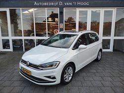Wit (metallic) Gebruikt 2018 VW Golf Sportsvan Highline MPV | € 18.950 (Eerlijke prijs)