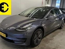 Grijs Gebruikt 2019 Tesla Model 3 Long Range Sedan | € 21.950 (Eerlijke prijs)