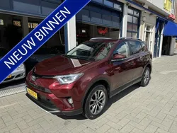 Rood Gebruikt 2016 Toyota RAV4 Business Edition SUV | € 21.950 (Eerlijke prijs)
