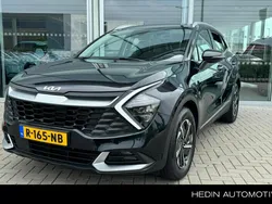 Zwart, metallic lak Gebruikt 2022 Kia Sportage SUV | € 29.995 (Goede deal)