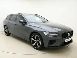 Groen (metallic) Gebruikt 2025 Volvo V60 Plus Stationwagen | € 58.800