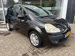 Zwart Gebruikt 2011 Renault Grand Modus Exception MPV | € 6.150 (Eerlijke prijs)