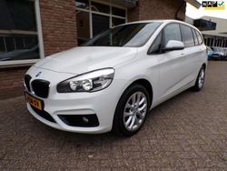 Wit Gebruikt 2016 BMW 220 M Sport Stationwagen | € 16.950 (Eerlijke prijs)
