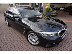 Zwart Gebruikt 2022 BMW 530 Stationwagen | € 34.945 (Goede deal)