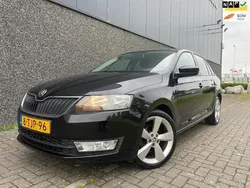 Zwart, metallic lak Gebruikt 2014 Skoda Rapid Business Line Hatchback | € 8.950 (Goede deal)