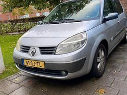 Gebruikt 2006 Renault Scénic II MPV | € 1.700 (Eerlijke prijs)