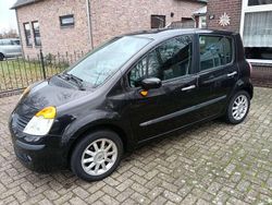 Zwart Gebruikt 2005 Renault Modus Luxe MPV | € 1.285 (Goede deal)