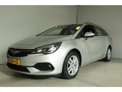 Grijs Gebruikt 2021 Opel Astra Edition Stationwagen | € 18.040 (Eerlijke prijs)