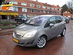 Bruin Gebruikt 2012 Opel Meriva Cosmo MPV | € 7.644 (Eerlijke prijs)