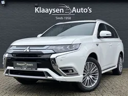 Wit Gebruikt 2021 Mitsubishi Outlander P-HEV Instyle SUV | € 26.450 (Eerlijke prijs)