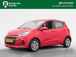 Tomato red Gebruikt 2019 Hyundai i10 Comfort Hatchback | € 9.450 (Eerlijke prijs)