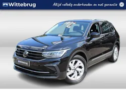 Zwart Gebruikt 2023 VW Tiguan Life SUV | € 32.450 (Goede deal)