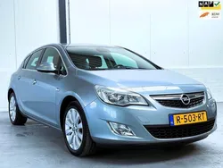 Grijs Gebruikt 2012 Opel Astra Sport Hatchback | € 5.950 (Eerlijke prijs)