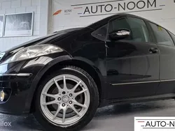 Zwart Gebruikt 2005 Mercedes A170 Avantgarde MPV | € 2.999 (Iets duurder)