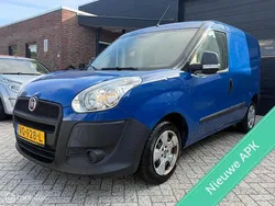 Blauw Gebruikt 2013 Fiat Doblò MPV | € 3.499 (Goede deal)