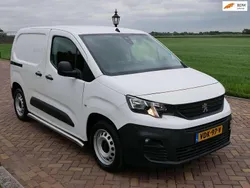 Wit Gebruikt 2020 Peugeot Partner Premium MPV | € 6.999