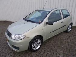 Bruin Gebruikt 2005 Fiat Punto Hatchback | € 1.350 (Eerlijke prijs)