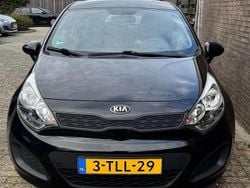 Zwart Gebruikt 2014 Kia Rio Hatchback | € 5.195 (Goede deal)