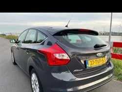 Grijs Gebruikt 2012 Ford Focus Titanium Hatchback | € 4.200 (Eerlijke prijs)
