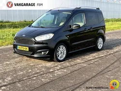 Zwart Gebruikt 2015 Ford Tourneo Courier Titanium MPV | € 7.950 (Duur)