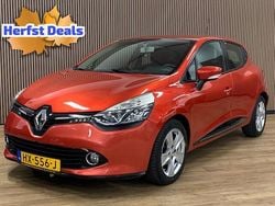 Rood Gebruikt 2013 Renault Clio IV Dynamique Hatchback | € 5.945 (Eerlijke prijs)