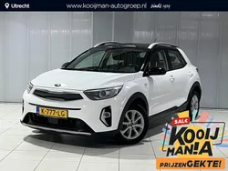 (bud) clear white/black s Gebruikt 2021 Kia Stonic SUV | € 18.999 (Eerlijke prijs)