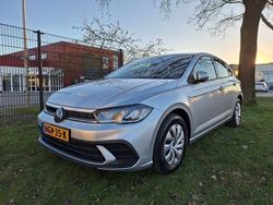 Grijs, metallic lak Gebruikt 2024 VW Polo Hatchback | € 23.950 (Goede deal)