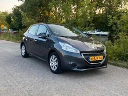 Grijs Gebruikt 2014 Peugeot 208 Active Hatchback | € 5.300 (Goede deal)