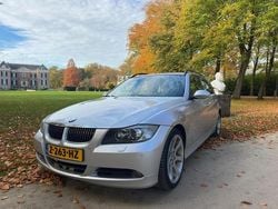 Zilver Gebruikt 2007 BMW 325 Executive Stationwagen | € 9.000 (Eerlijke prijs)