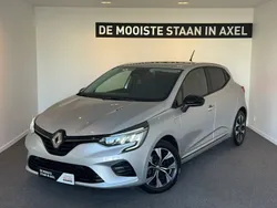 Hatchback Gebruikt 2023 Renault Clio V Evolution Hatchback | € 15.950 (Goede deal)