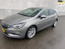 Bruin Gebruikt 2016 Opel Astra Innovation Hatchback | € 11.950 (Eerlijke prijs)