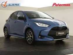 Blauw Gebruikt 2021 Toyota Yaris Hybrid Executive Hatchback | € 23.499 (Eerlijke prijs)