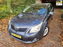 Blauw (metallic) Gebruikt 2009 Toyota Avensis Stationwagen | € 3.945