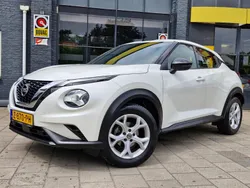 Wit, metallic lak Gebruikt 2020 Nissan Juke N-Connecta SUV | € 19.950 (Eerlijke prijs)