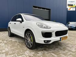 Wit Gebruikt 2016 Porsche Cayenne Platinum Edition SUV | € 49.999