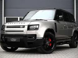 Grijs, metallic lak Gebruikt 2022 Land Rover Defender Dynamic SUV | € 79.950 (Super prijs)