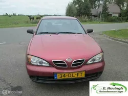Rood Gebruikt 1999 Nissan Primera Comfort Sedan | € 1.100
